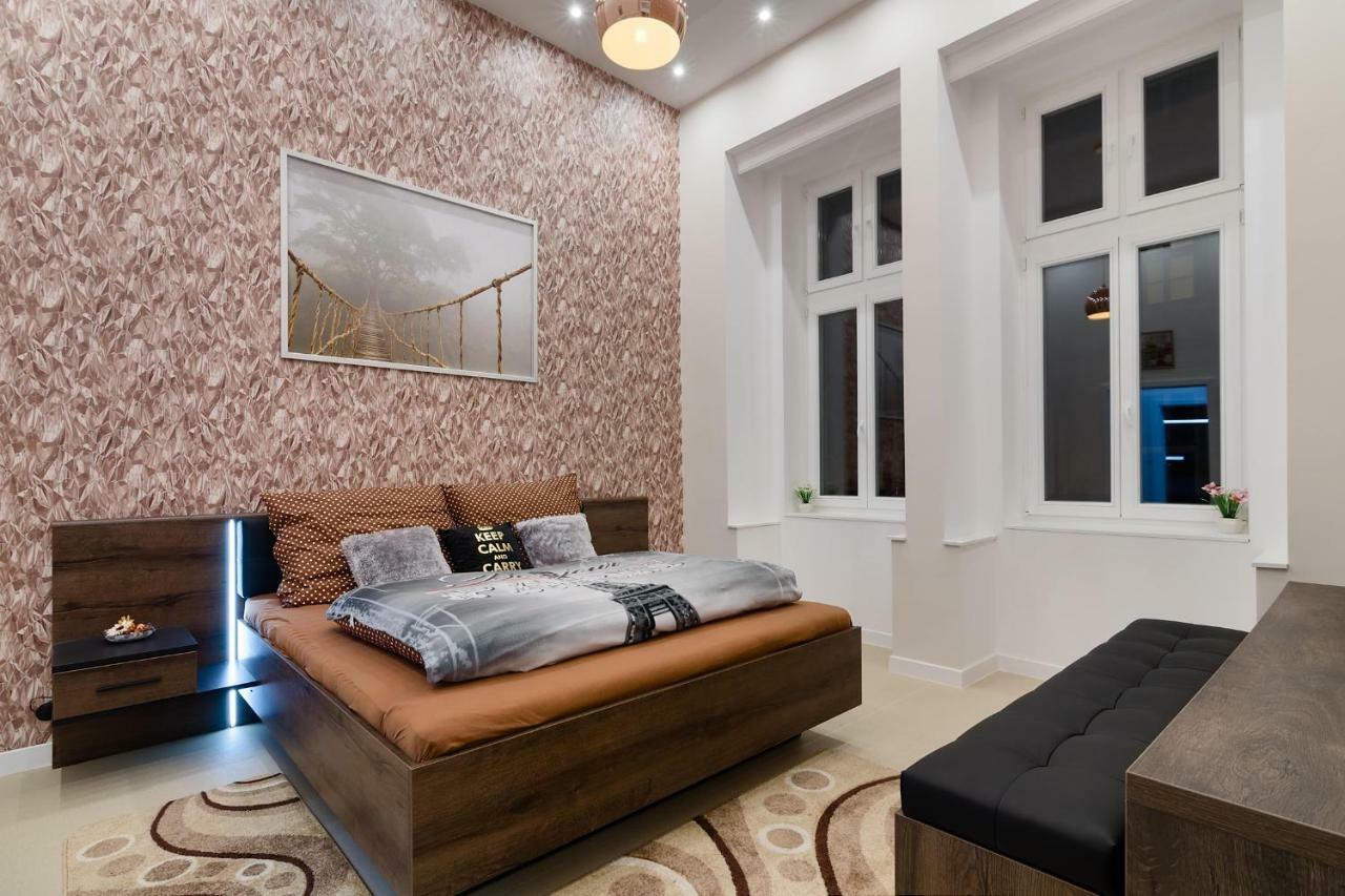 Apartamento Red Passion Deluxe At Gozsdu